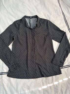 Express Black Button-Down Shirt with White Chain Print